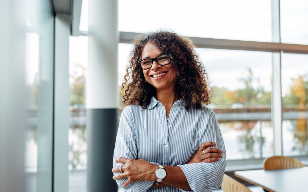 What is a Cosmetic Smile Makeover, and What Can it Include?